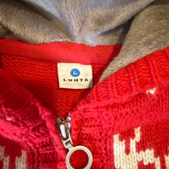 Adorable Luhta zip up cardigan - Picture 2 of 5